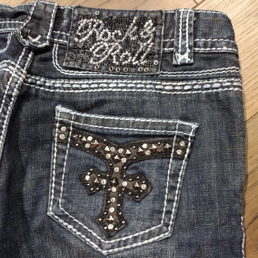 Rock & Roll Cowgirl Dark Blue Denim Boot-Cut Jeans with Studded Pocket Detail